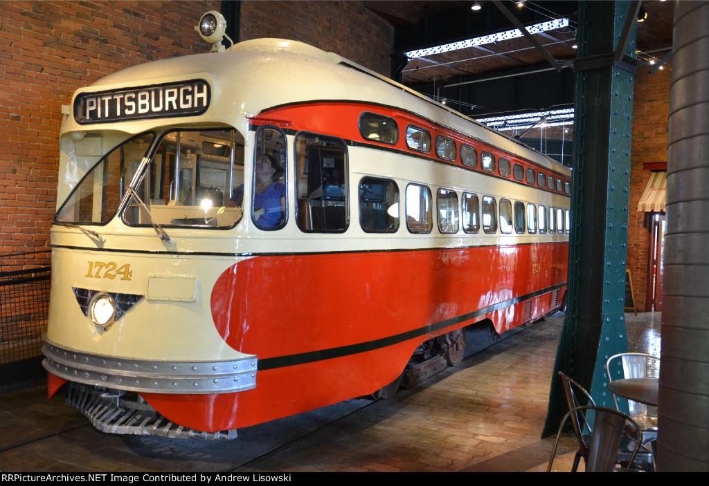 Pittsburgh Railways Car 1724